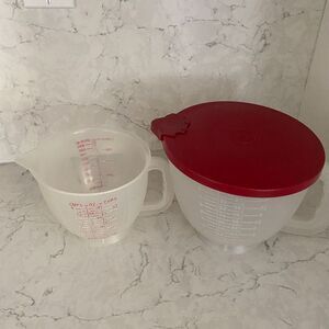 Tupperware Classic Mix-N-Store‎ Measuring Pitcher Set with Red Lid - 1 & 2 Qt.